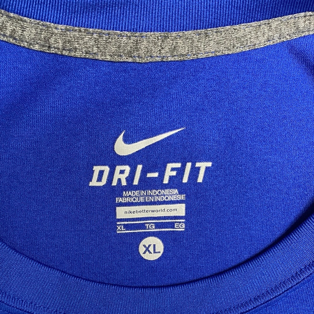 Nike Men’s Sleeveless Dri-FIT Tank Top - Blue - Picture 2 of 4
